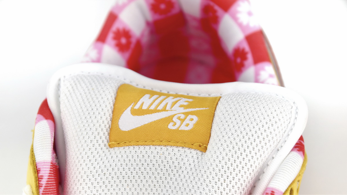Concepts x NK SB Dunk Low "Yellow Lobster 313170-137566