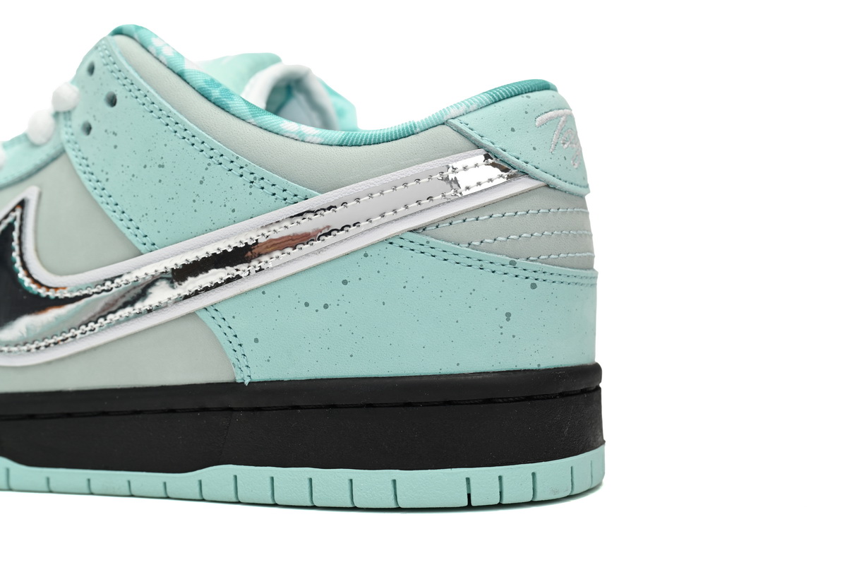 CONCEPTS × Nike Dunk SB Low Lobster BV1310-402