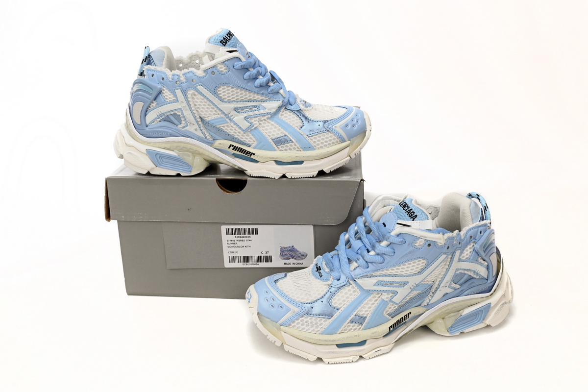 Balenciaga Runner White Light Blue 677402 W3RB2 9744