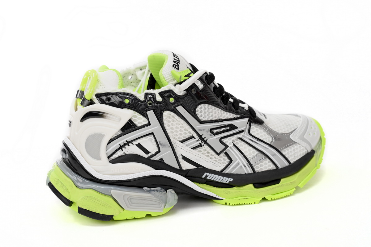 Balenciaga Runner Black white, and Yellow 677402 W3RBP 1093