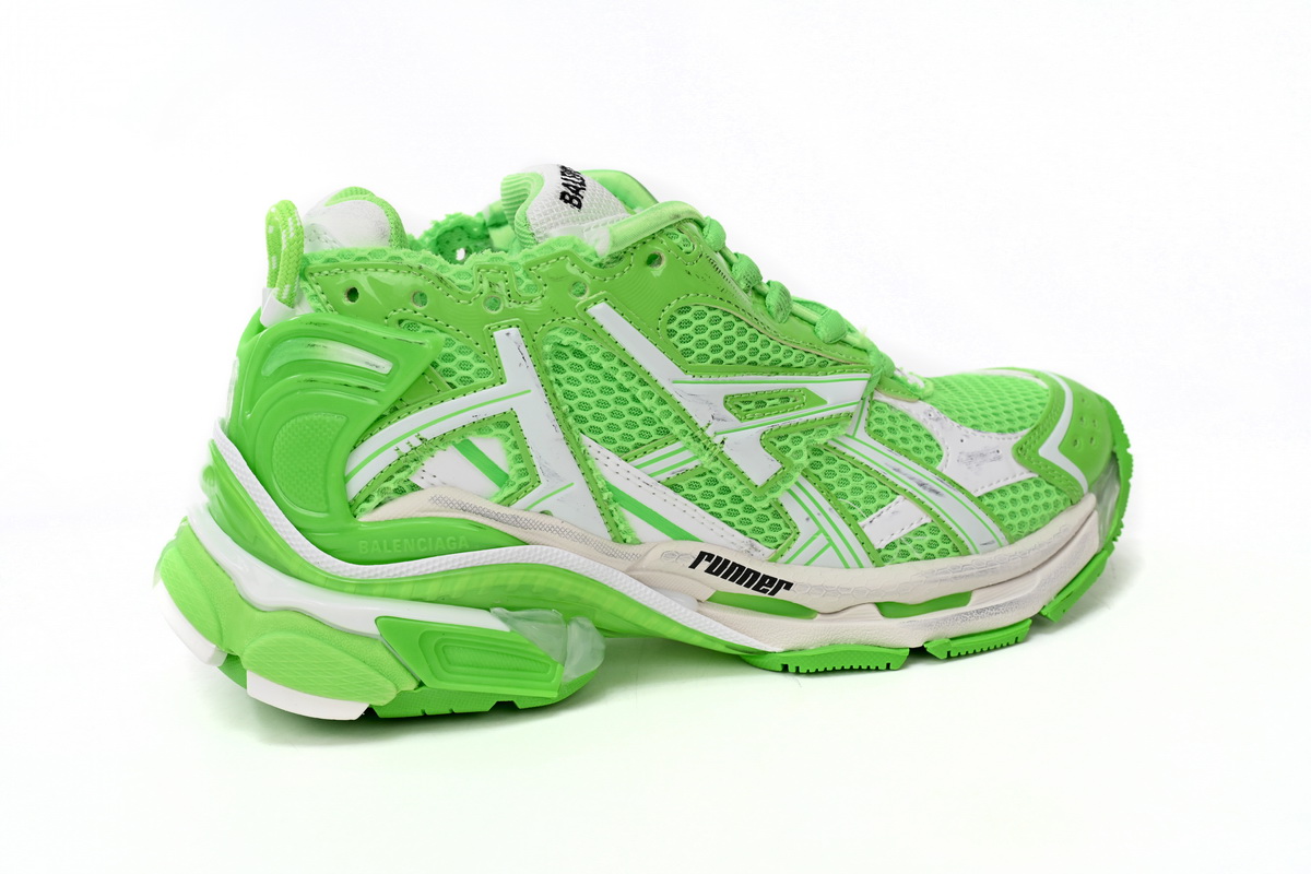 Balenciaga Runner White Green 677402 W3RBM 3590