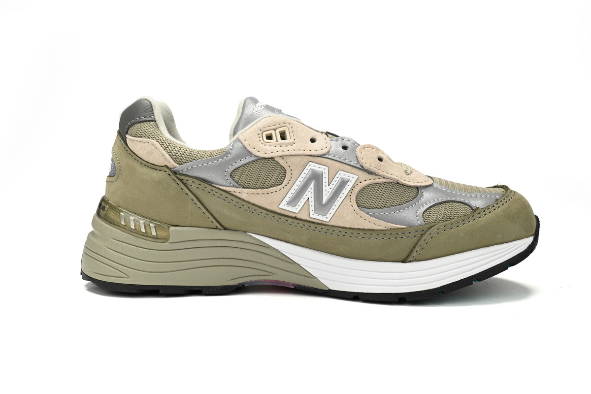 WTAPS × New Balance 992 Heavyweight collaboration  M992WT