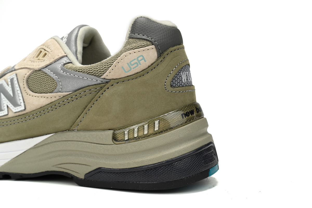 WTAPS × New Balance 992 Heavyweight collaboration  M992WT