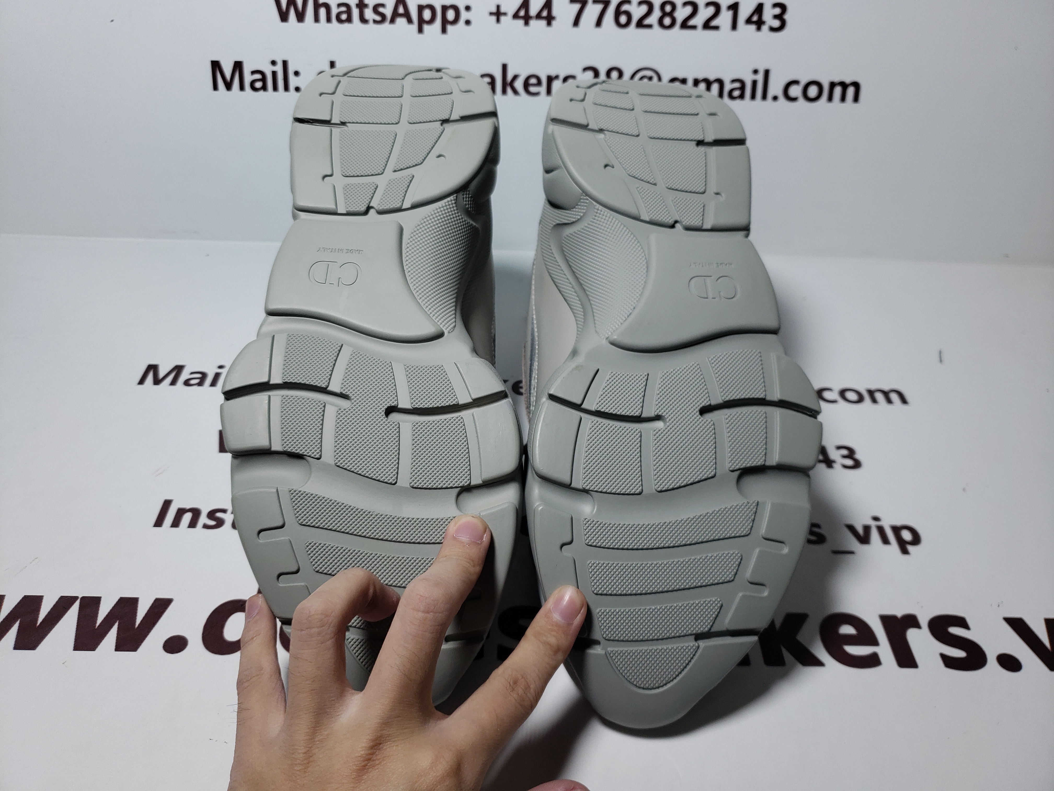 Dior B22 Triple Grey 3SN231YKA804