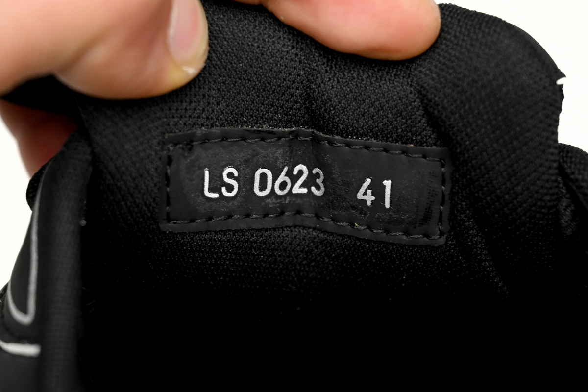 Dior B30 Triple Black 3SN279ZRF_H900 (Reflective)