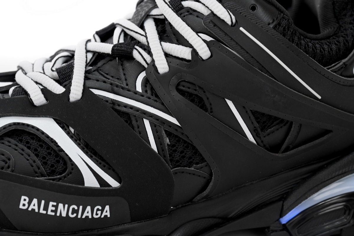 Balenciaga LED Black And White 542023 W1GB1 2045