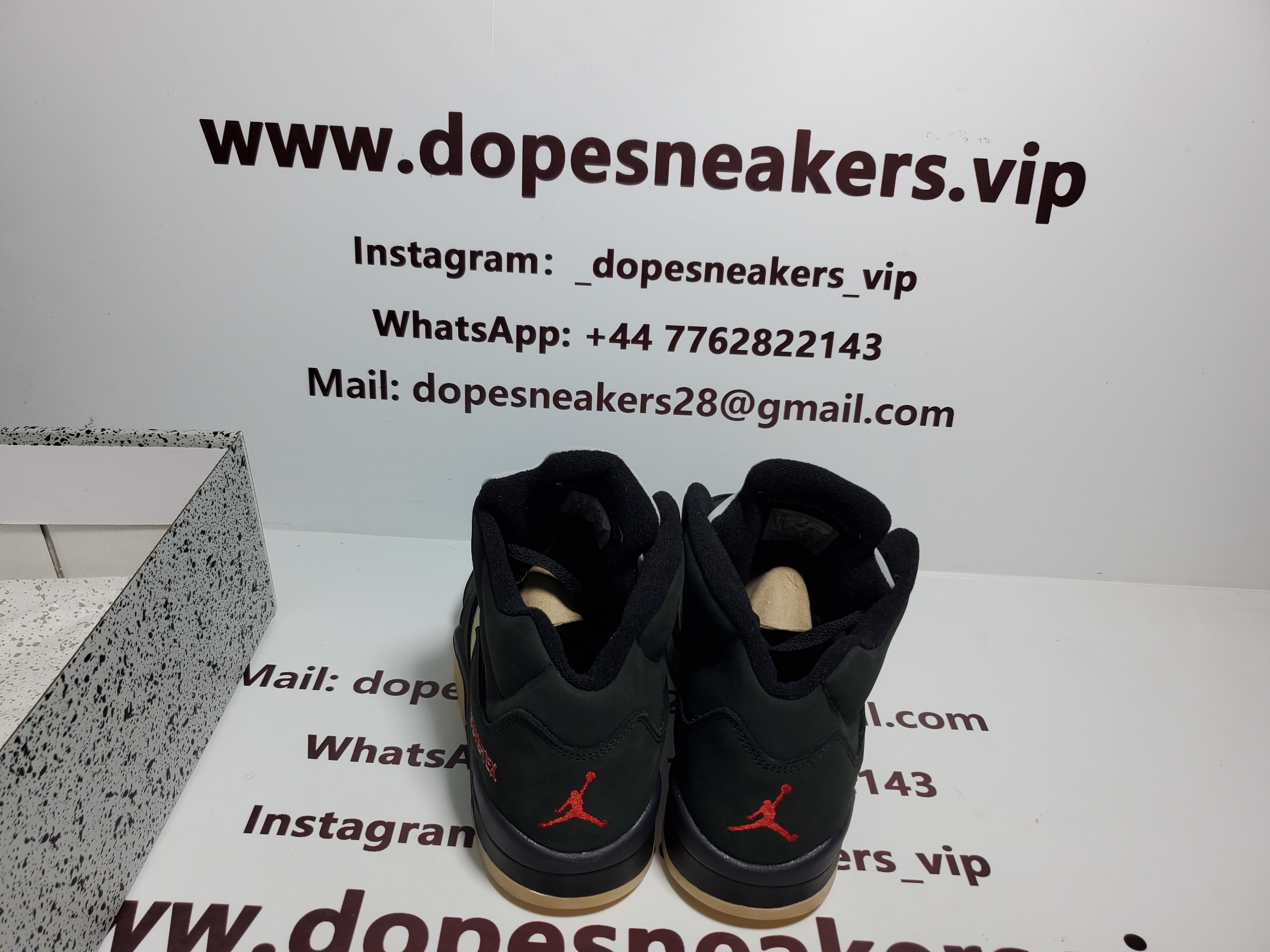 Air Jordan 5 Retro Gore-Tex Off Noir DR0092-001