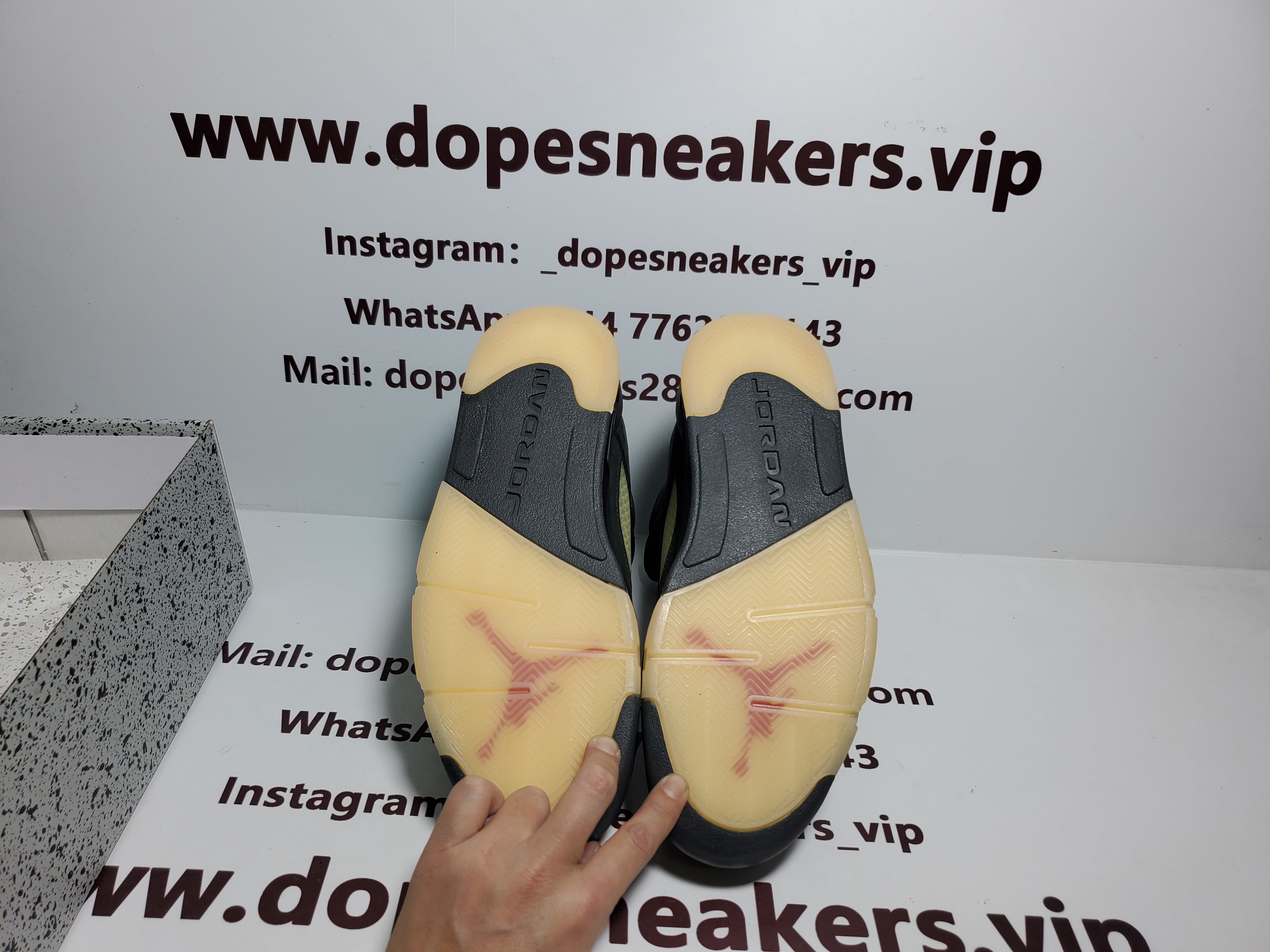 Air Jordan 5 Retro Gore-Tex Off Noir DR0092-001