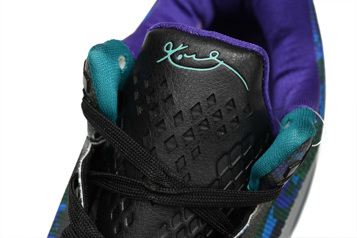 Nike Kobe 10 Overcome 705317-305
