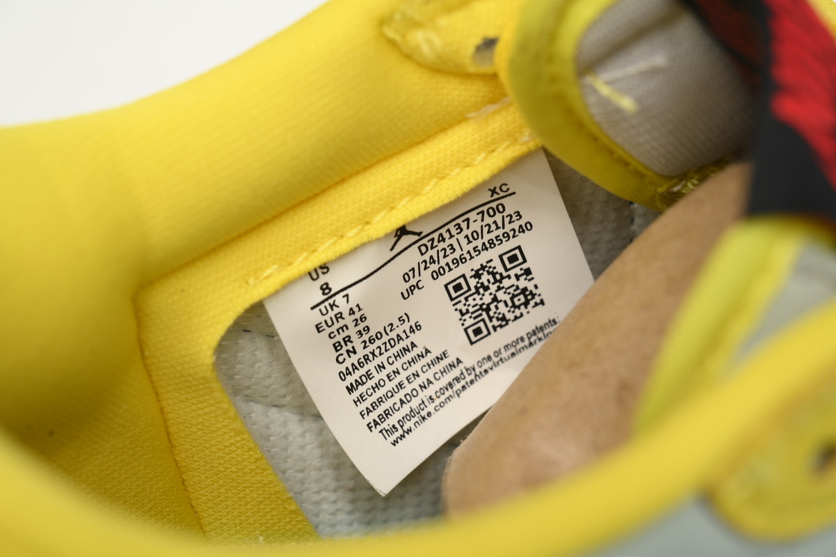 Travis Scott x Air Jordan 1 Low OG 'Canary' DZ4137-700