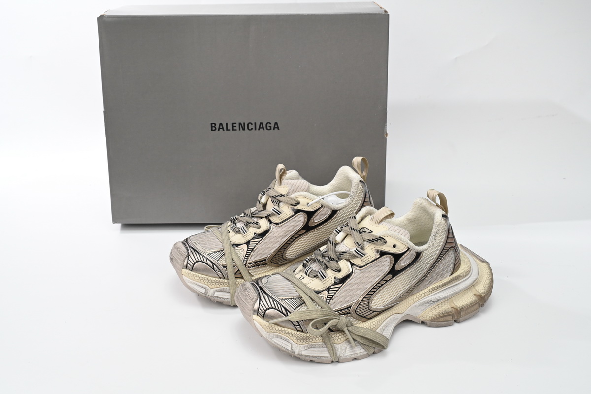 Balenciaga 3XL Black Gray White Gold 734734 W3XL6 0185