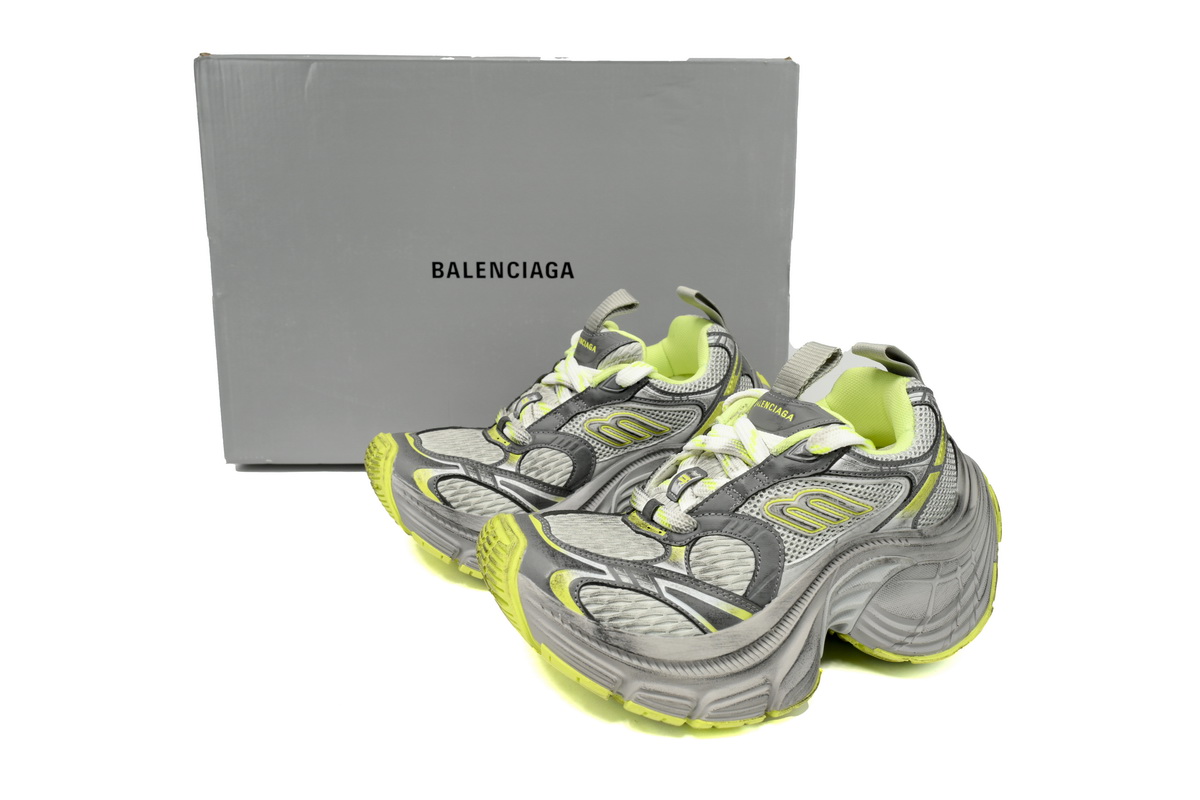 Balenciaga 10 XL White and Black 784342 W2MV2 9031