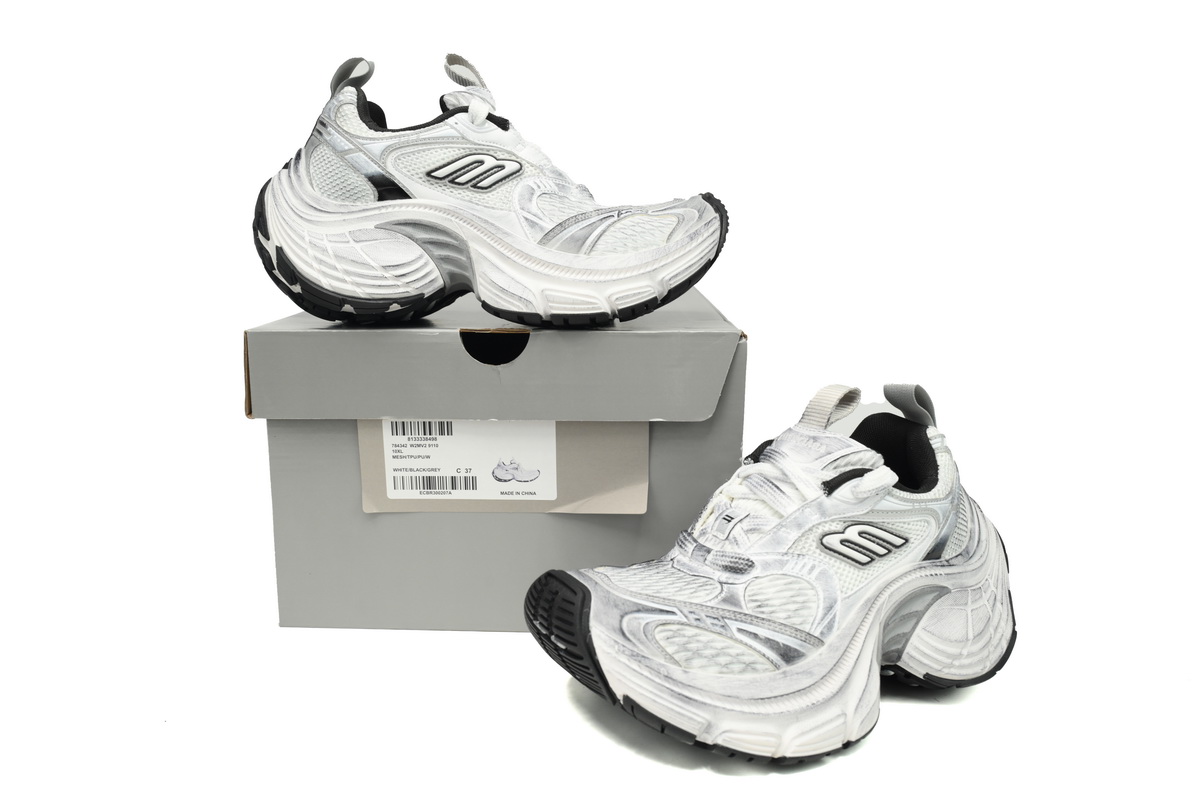 Balenciaga 10 XL White and Black 784342 W2MV2 9110