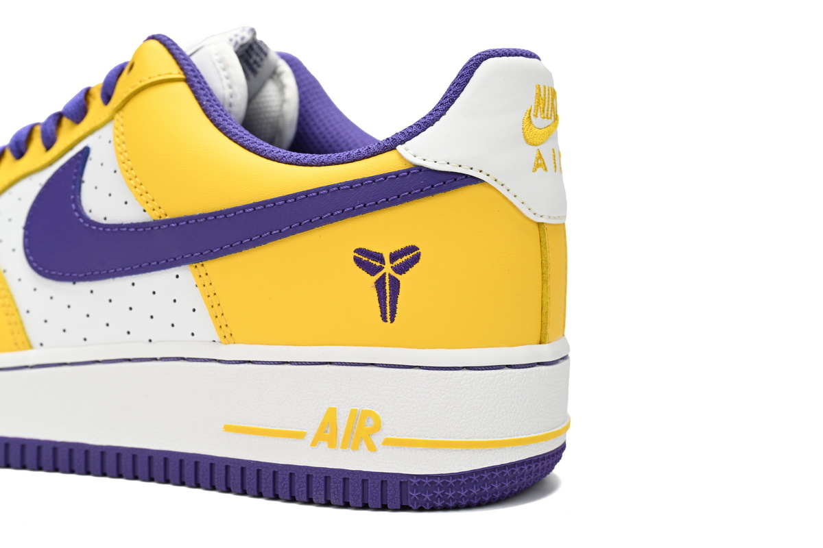 Nike Kobe Bryant x NK Air Force 1 Low Retro QS FZ1151-100