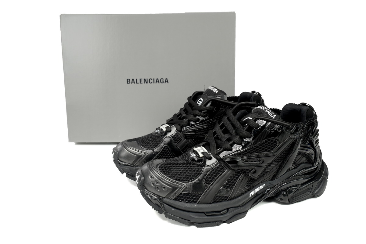 Balenciaga Runner Black 656065W3RA11000