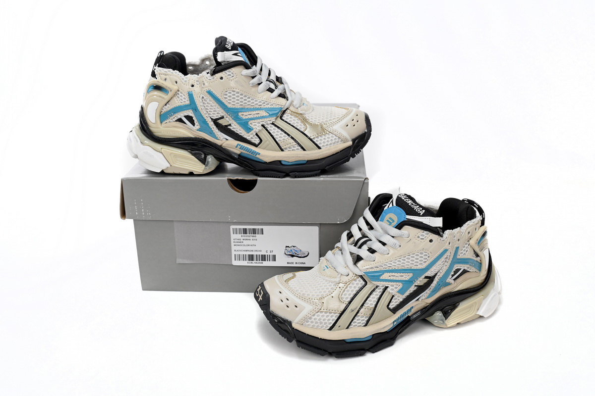 Balenciaga Runner Beige Grey Blue 677402 W5RH6 0312