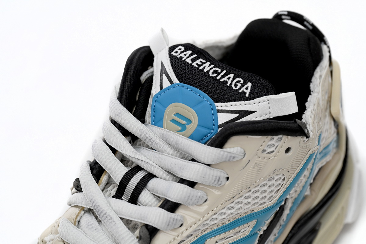 Balenciaga Runner Beige Grey Blue 677402 W5RH6 0312
