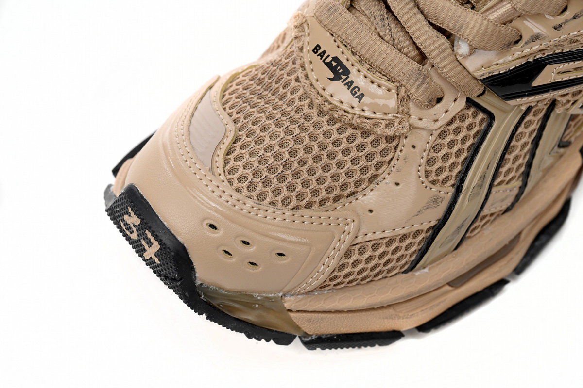Balenciaga Runner Dark Brown 677402 W1RA8 0125