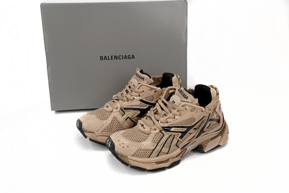 Balenciaga Runner Dark Brown 677402 W1RA8 0125