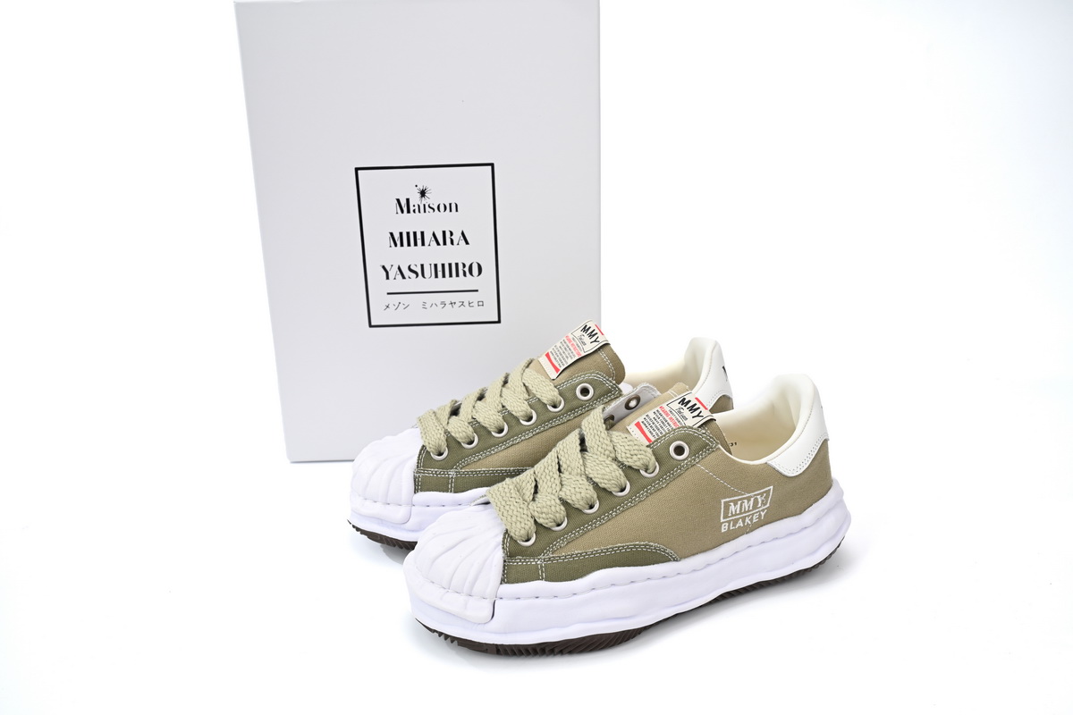 Mihara Yasuhiro White And White Green  NO.765