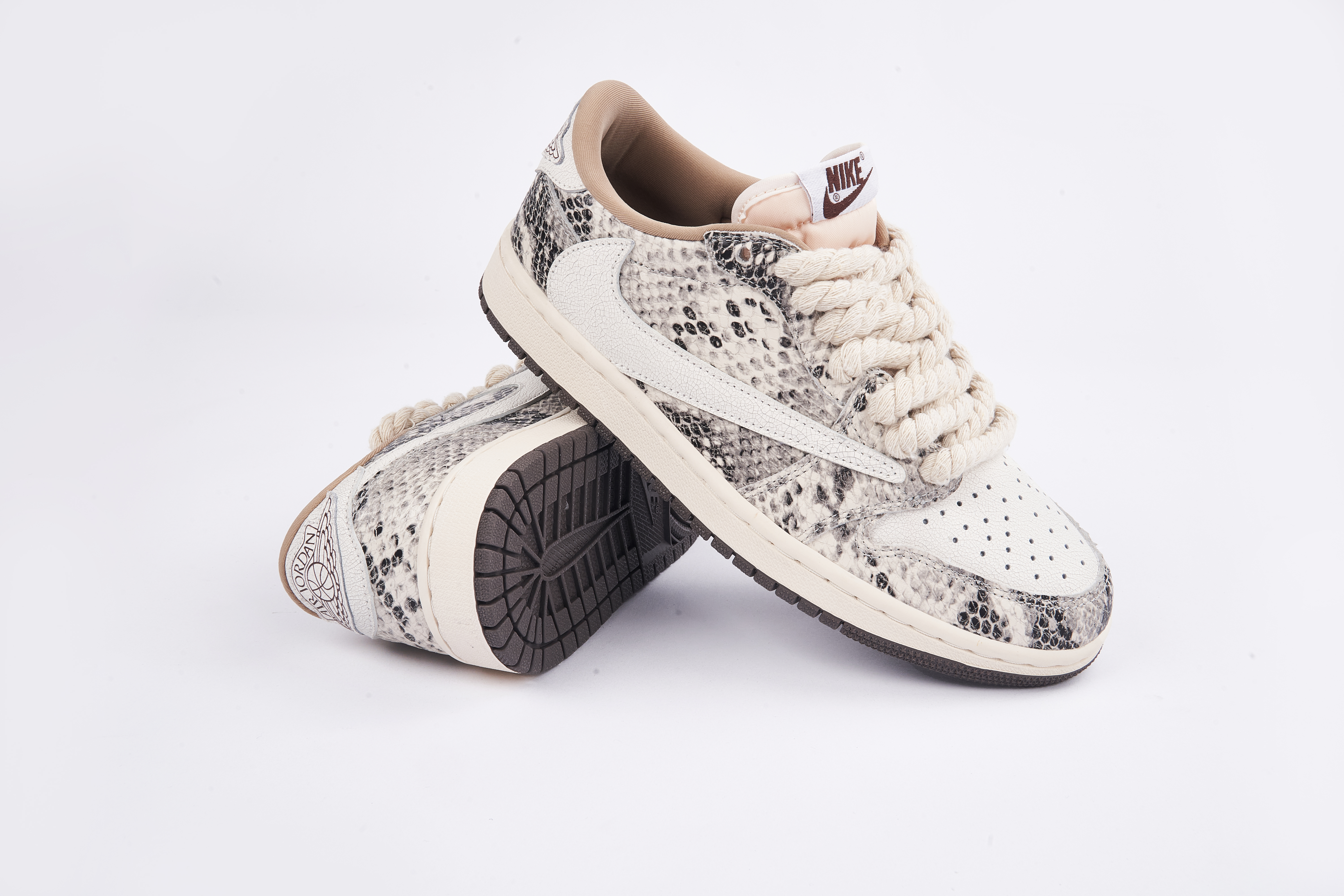Air Jordan 1 Low snake pattern（Pre-sale）
