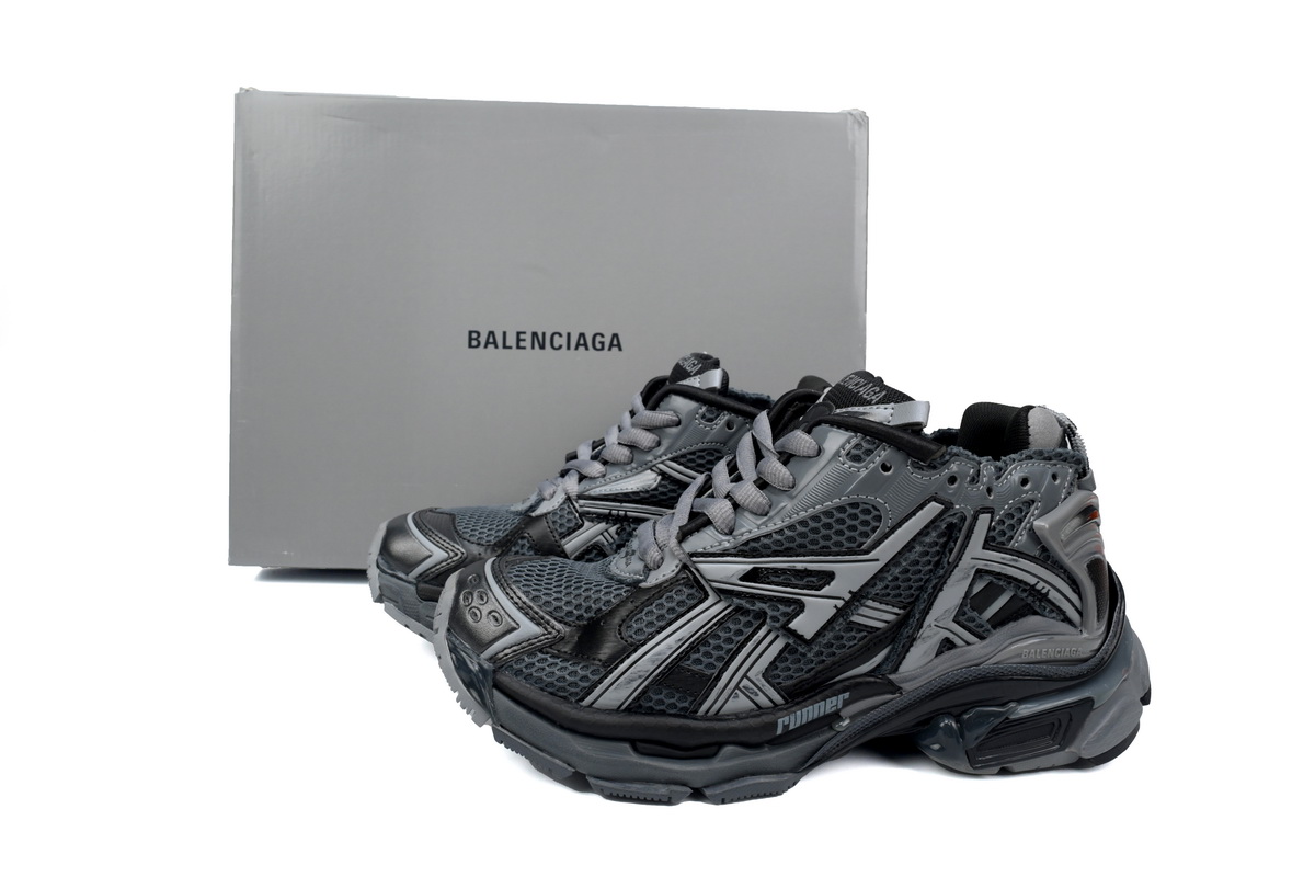 Balenciaga Runner All Black Gray 677402 W3RB2 1515