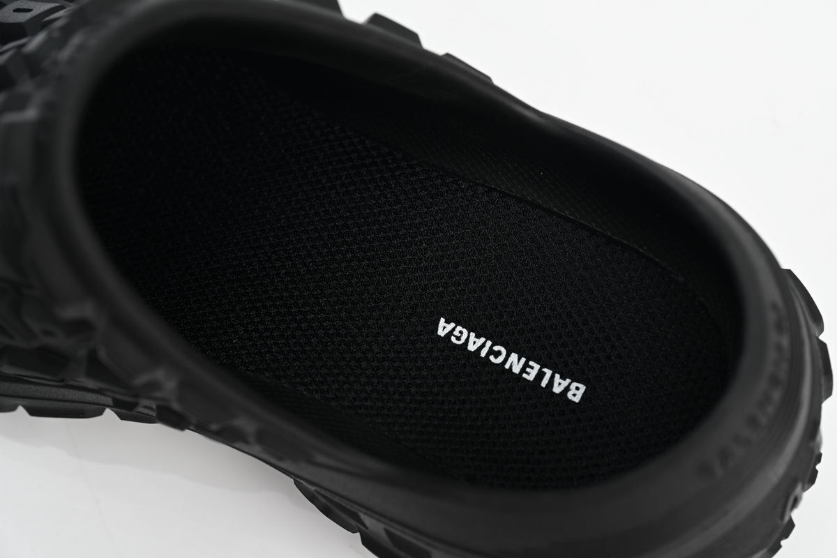 Balenciaga Defender Black  735250 W3CV2 1000