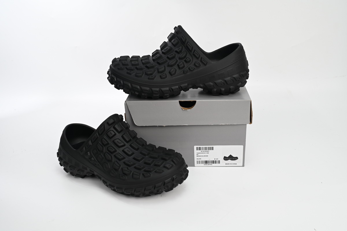 Balenciaga Defender Black  735250 W3CV2 1000