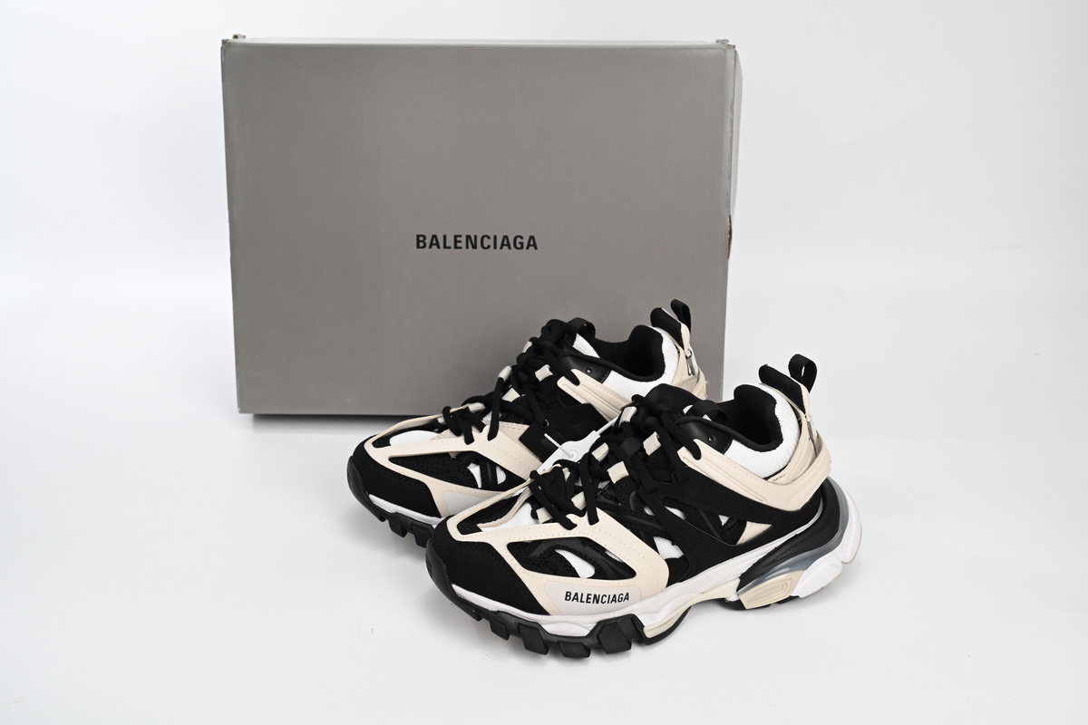 Balenciaga Track Black Rice White Black 542436 W3SU5 9791