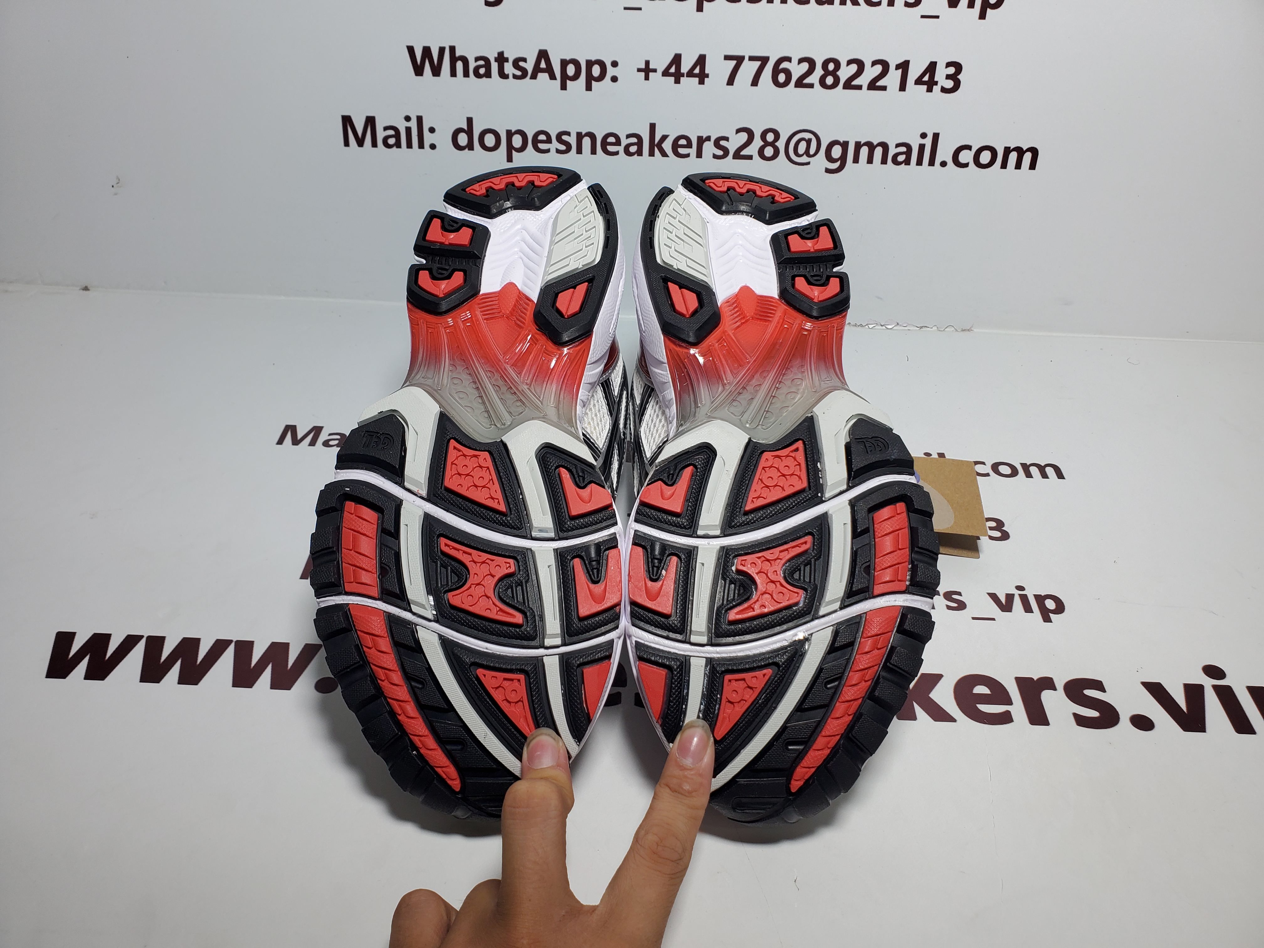 Asics Gel Kayano 14 'Classic Red' 1201A019-103