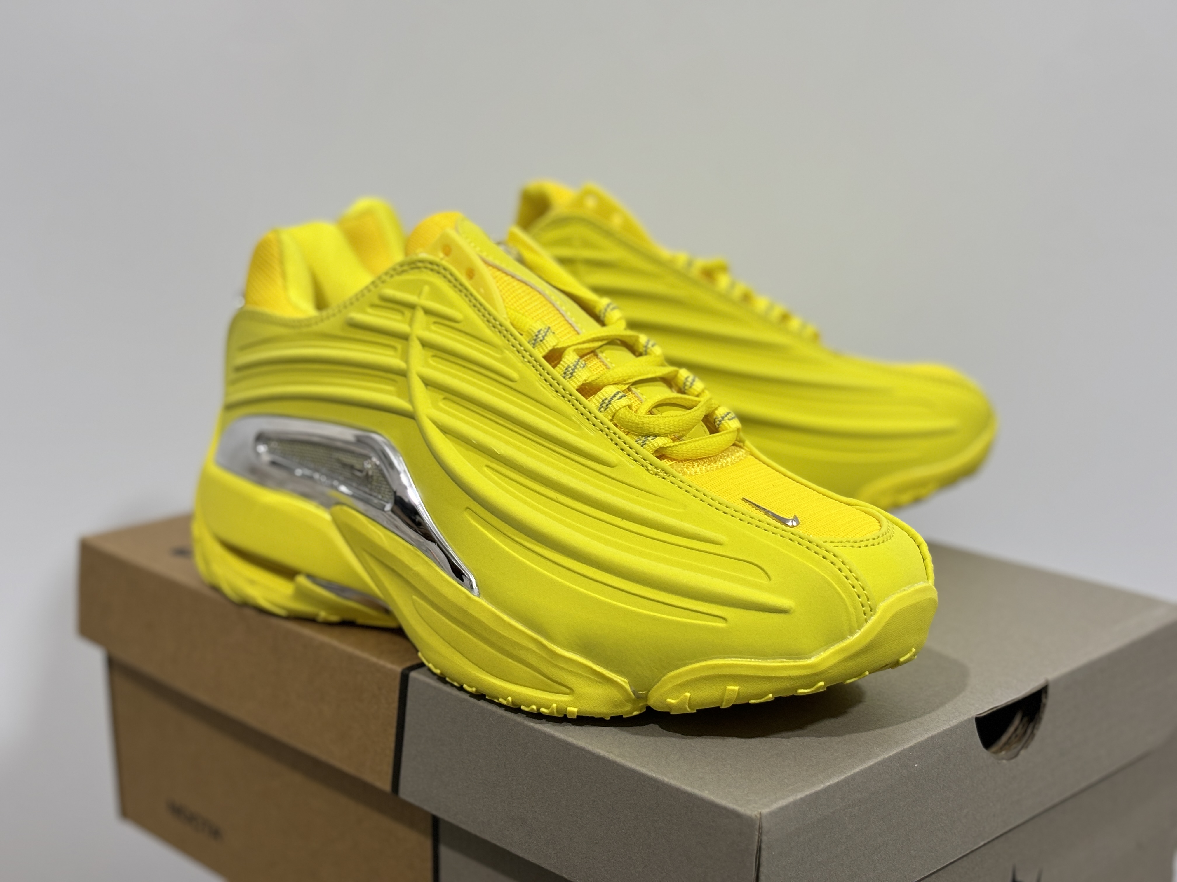 Nike Hot Step 2 Drake NOCTA Opti Yellow   DZ7293-700
