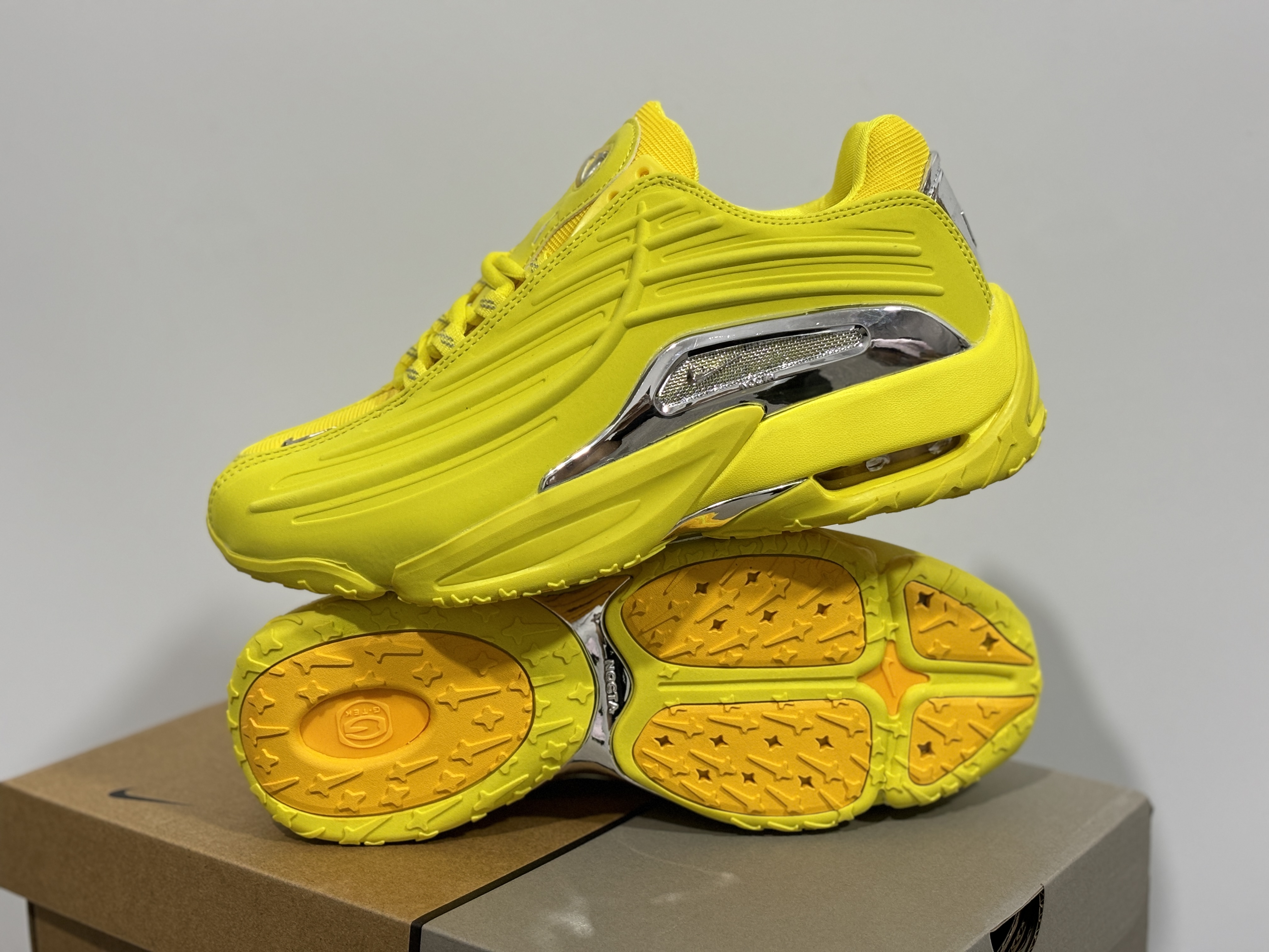 Nike Hot Step 2 Drake NOCTA Opti Yellow   DZ7293-700