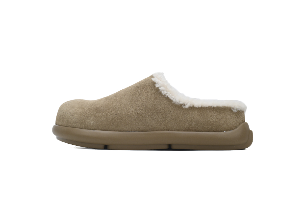UGG 1155888 Maroon (color)