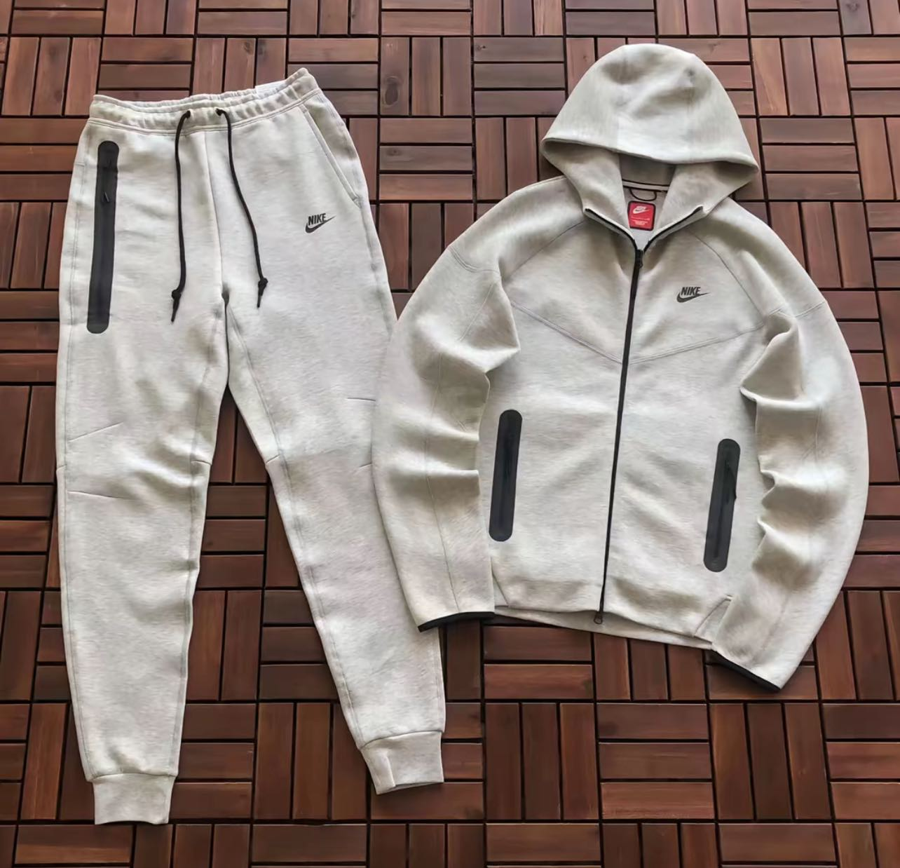 Nike Sportswear Tech Fleece Full-Zip Hoodie & Joggers Set White Grey