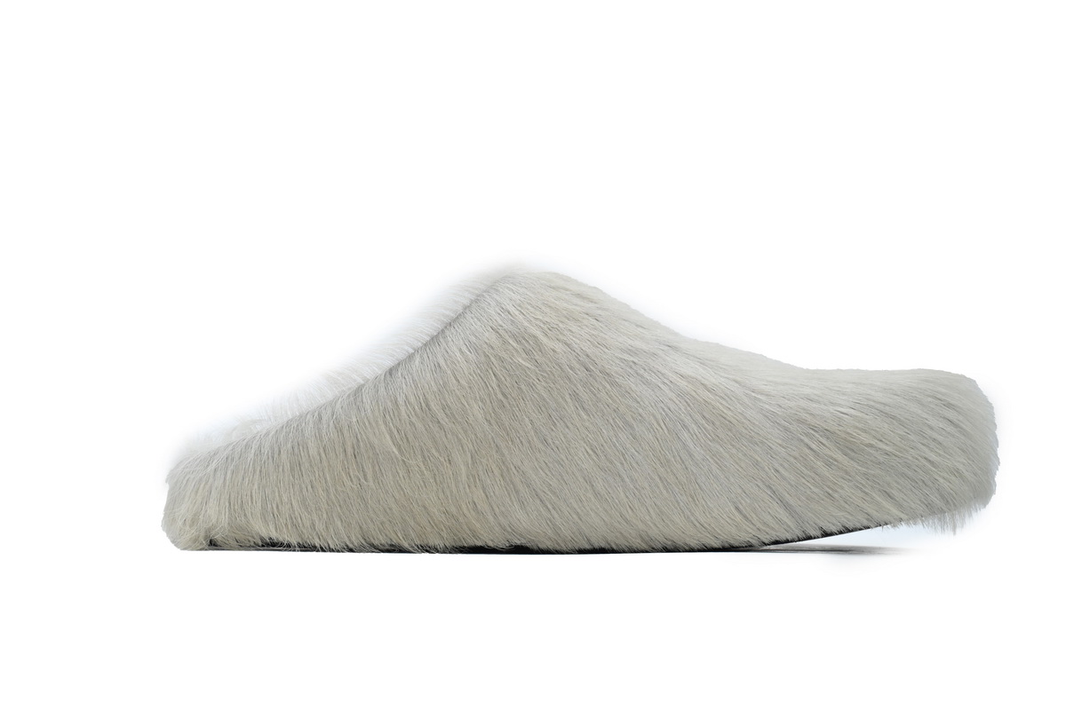 Marni Long-hair Calfskin Fussbett Sabot Grey SBMR000600P412200N15